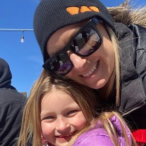 Meet your Posher, Brittani